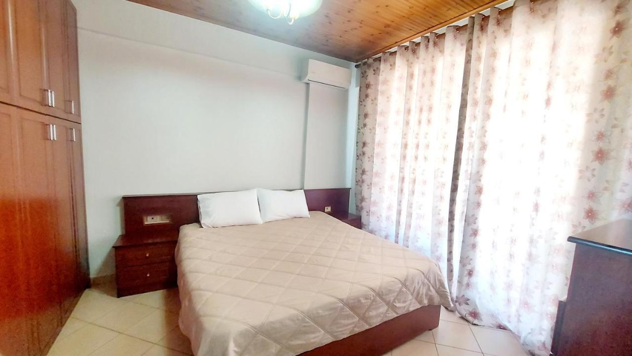 Sea View Apartment Saranda Exterior photo